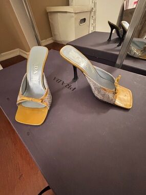 Vintage Prada Snakeskin Bow Mule Heels 36 Square Toe Kitten Heel Sandals Italy